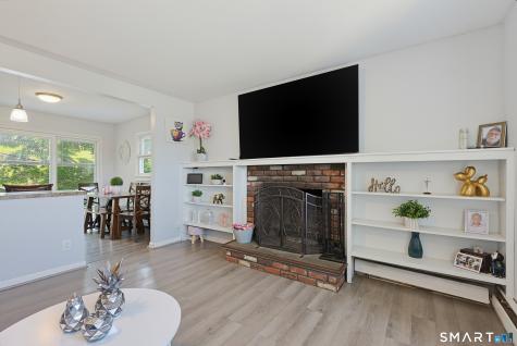 125 Florence Street East Haven CT 06512