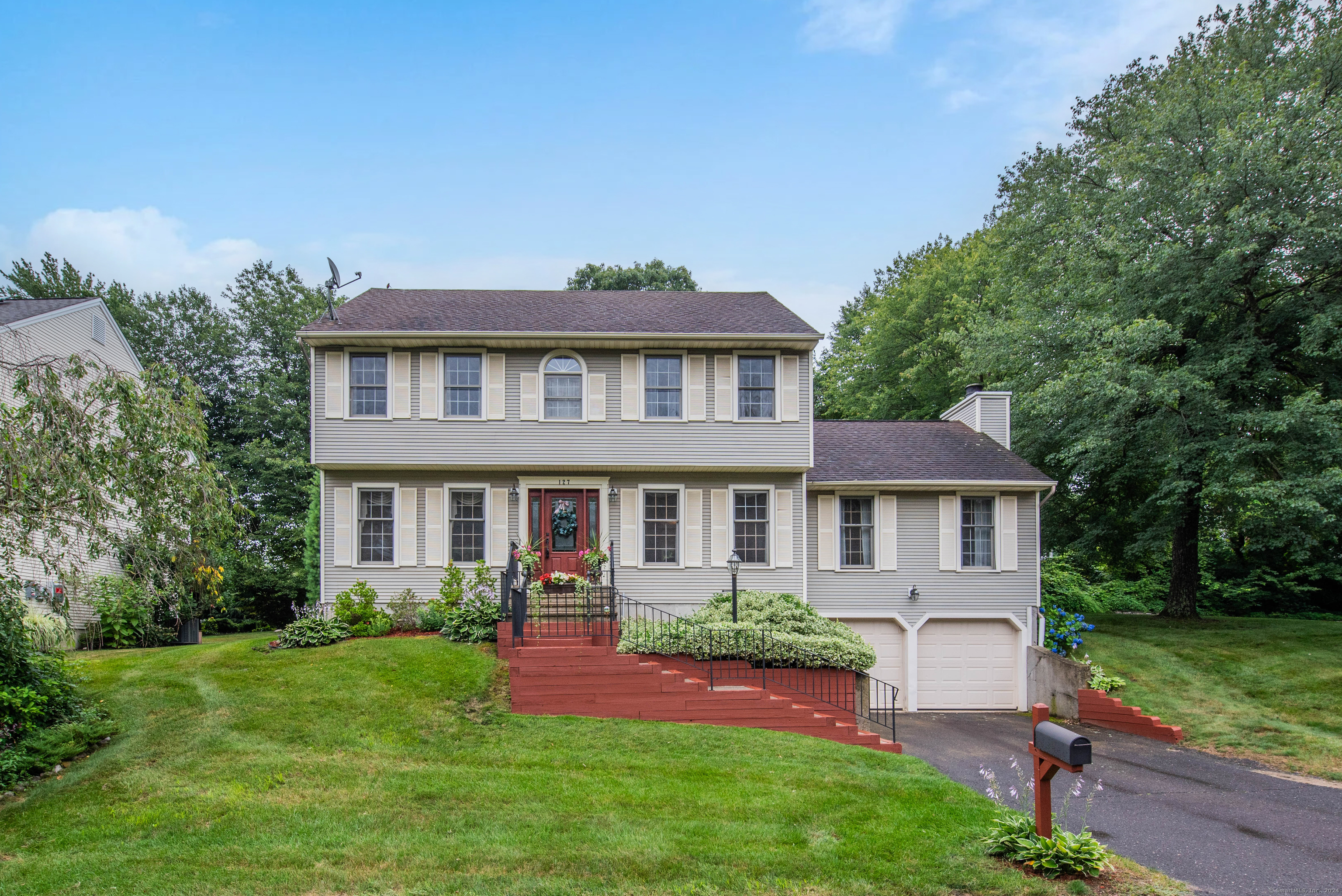 127 Kenmore Avenue Waterbury CT 06708