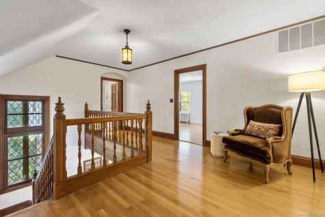 111 Bloomfield Avenue West Hartford CT 06105