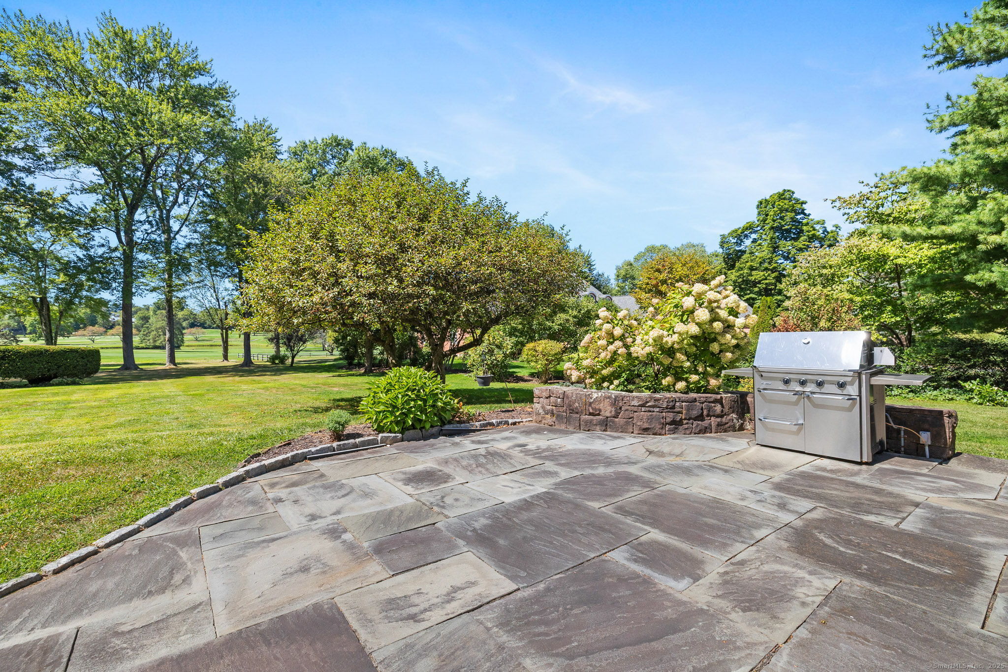 111 Bloomfield Avenue West Hartford CT 06105