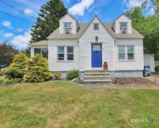 32 Maple Street Middlefield CT 06481
