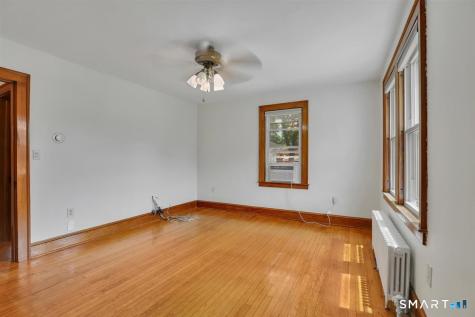 32 Maple Street Middlefield CT 06481