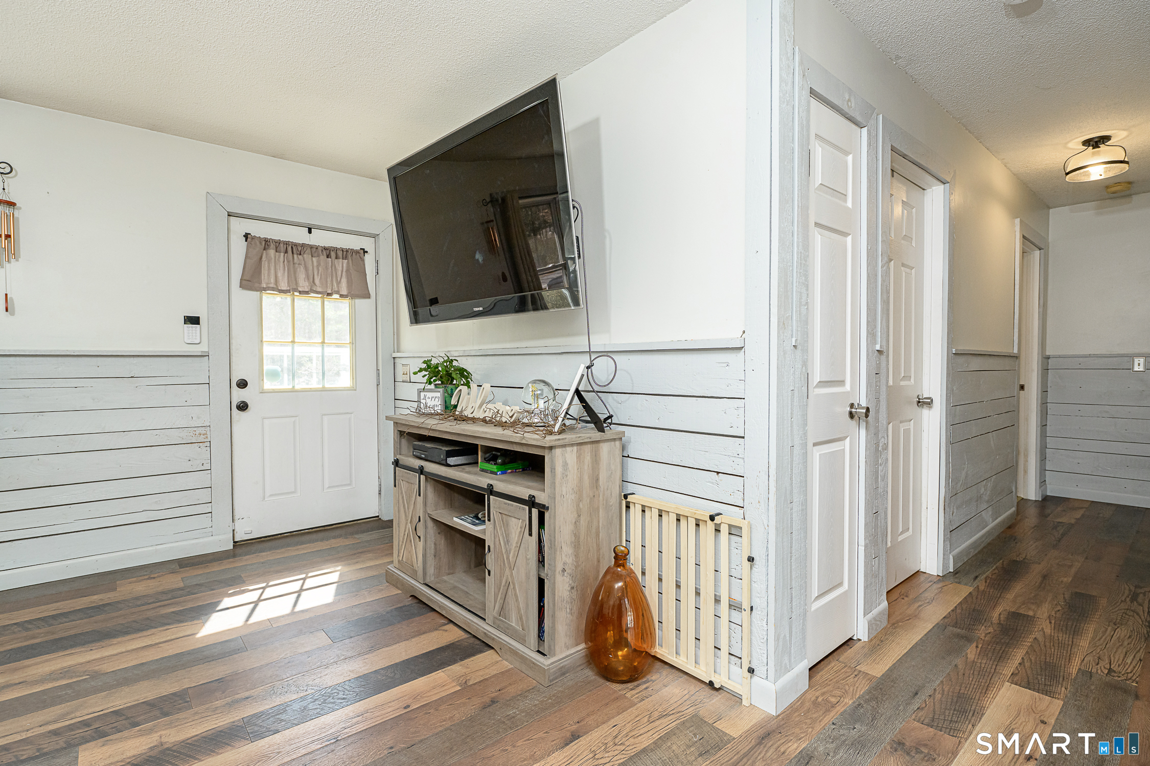 1968 Route 198 Woodstock CT 06281