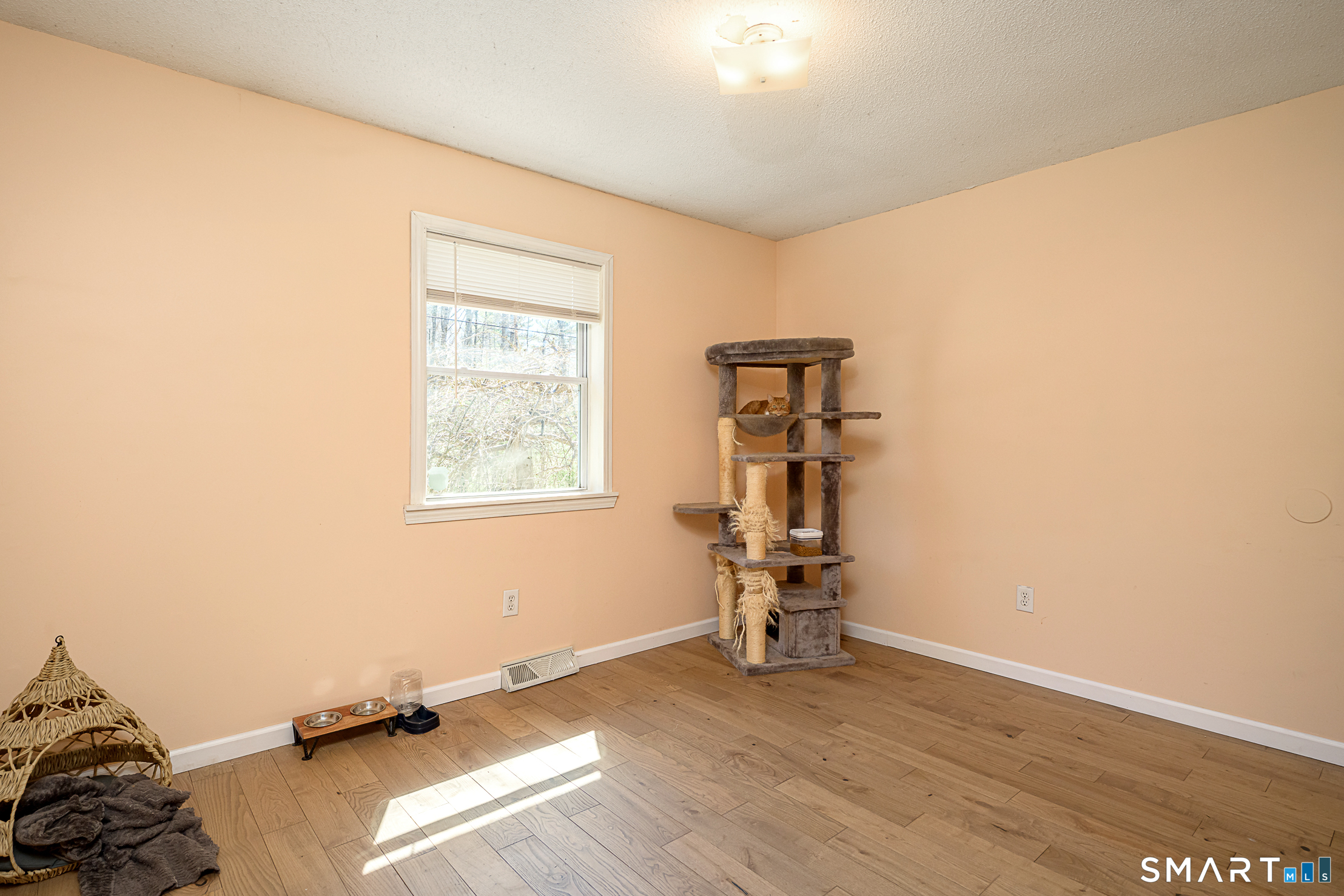 1968 Route 198 Woodstock CT 06281