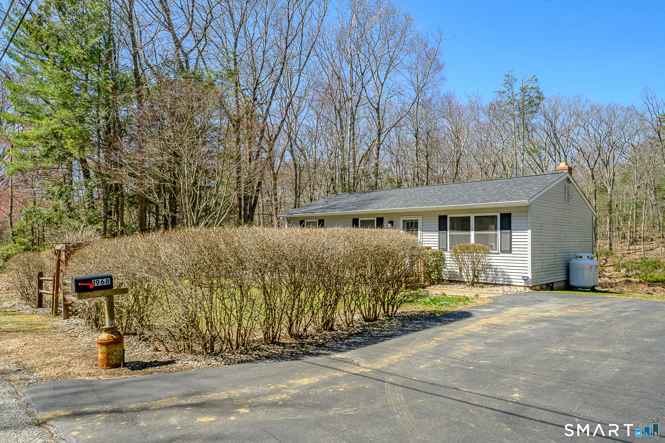 1968 Route 198 Woodstock CT 06281