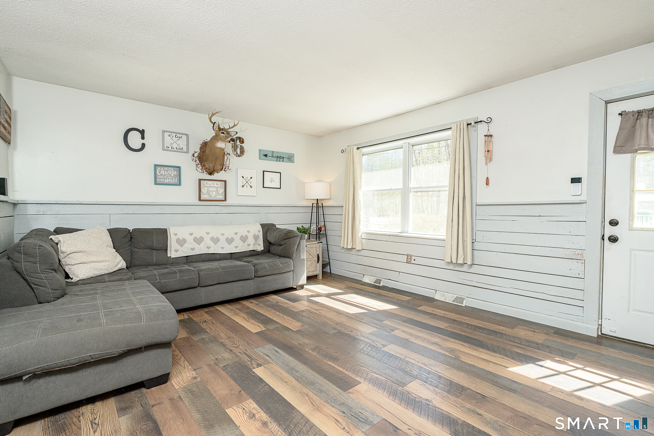 1968 Route 198 Woodstock CT 06281