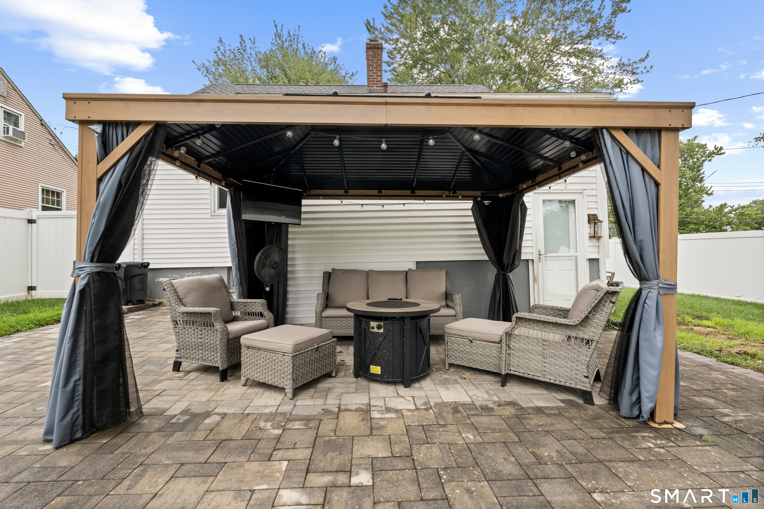 97 Stoddard Avenue Newington CT 06111