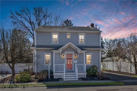 16 Winthrop Court Milford CT 06460