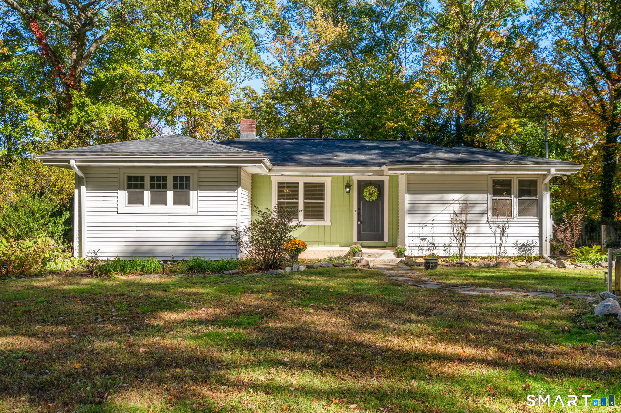 27 Woodland Road East Lyme CT 06357