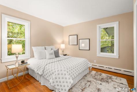 27 Woodland Road East Lyme CT 06357