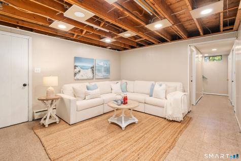 27 Woodland Road East Lyme CT 06357