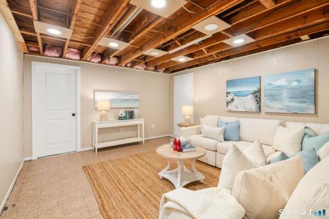27 Woodland Road East Lyme CT 06357