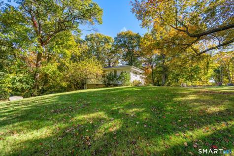 27 Woodland Road East Lyme CT 06357