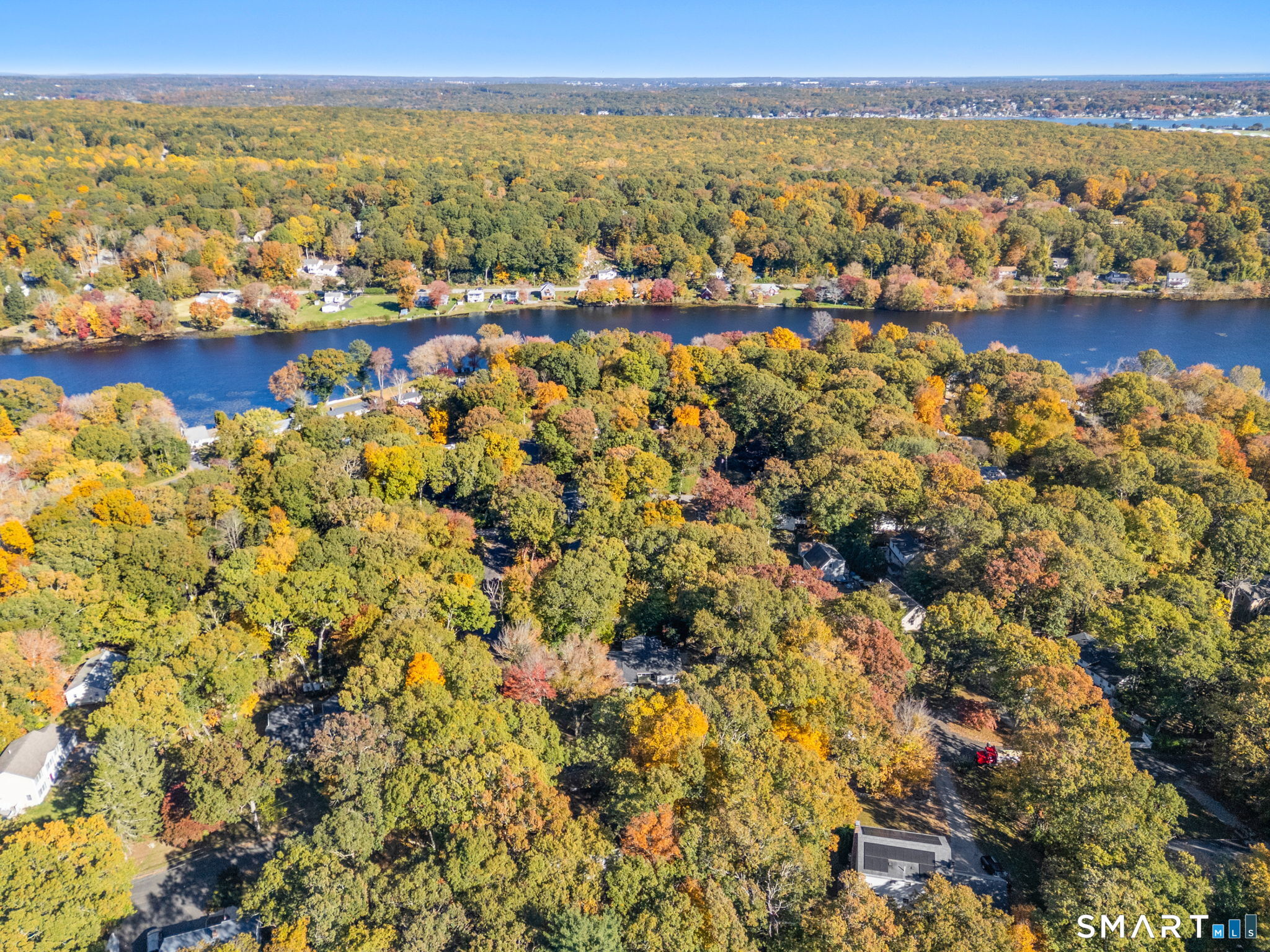 27 Woodland Road East Lyme CT 06357