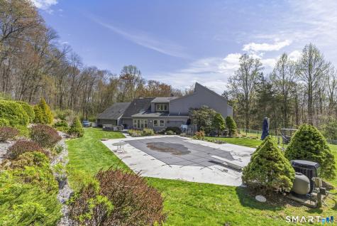 146 Lantern Park South Lane Southbury CT 06488