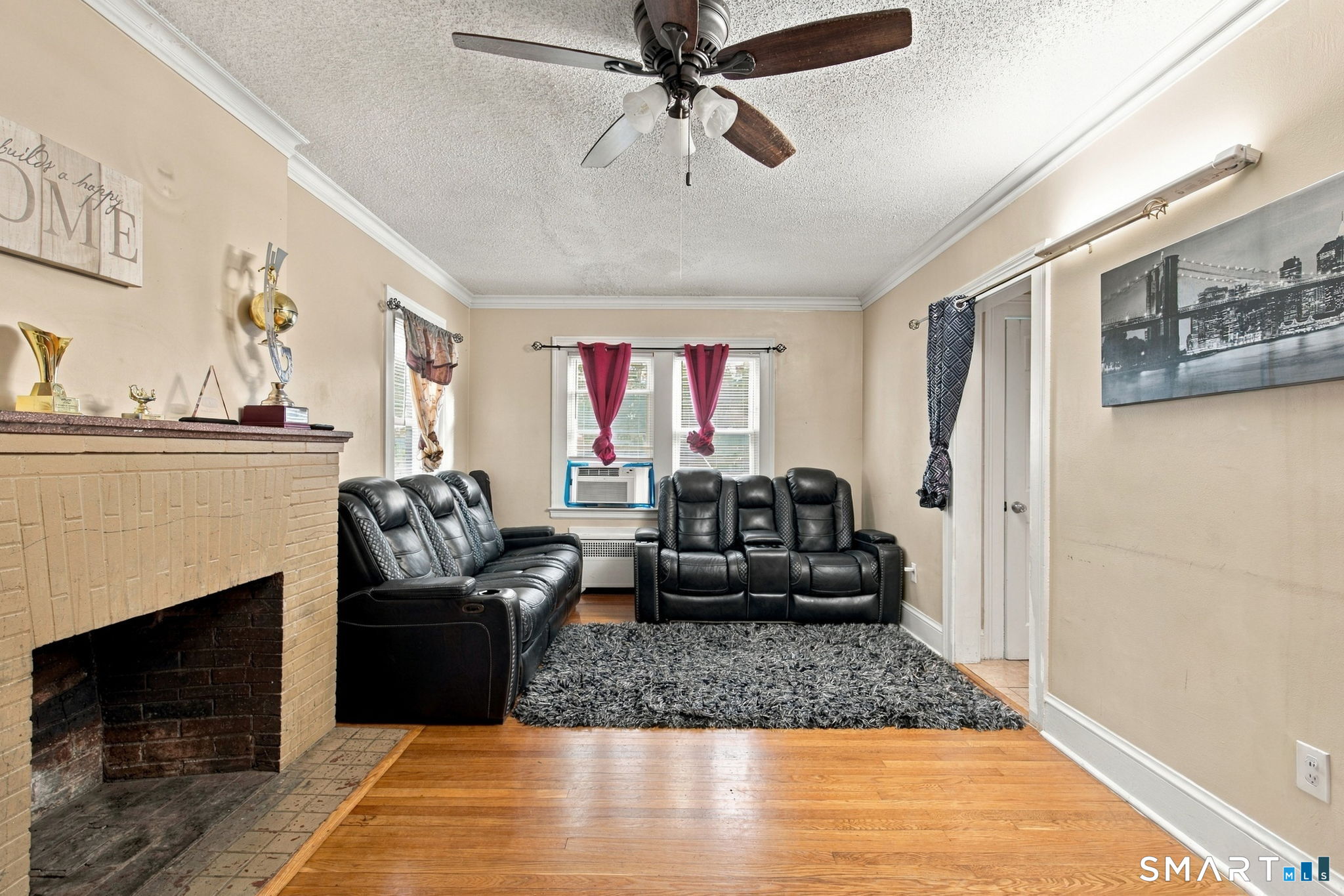 361 Linnmoore Street Hartford CT 06106