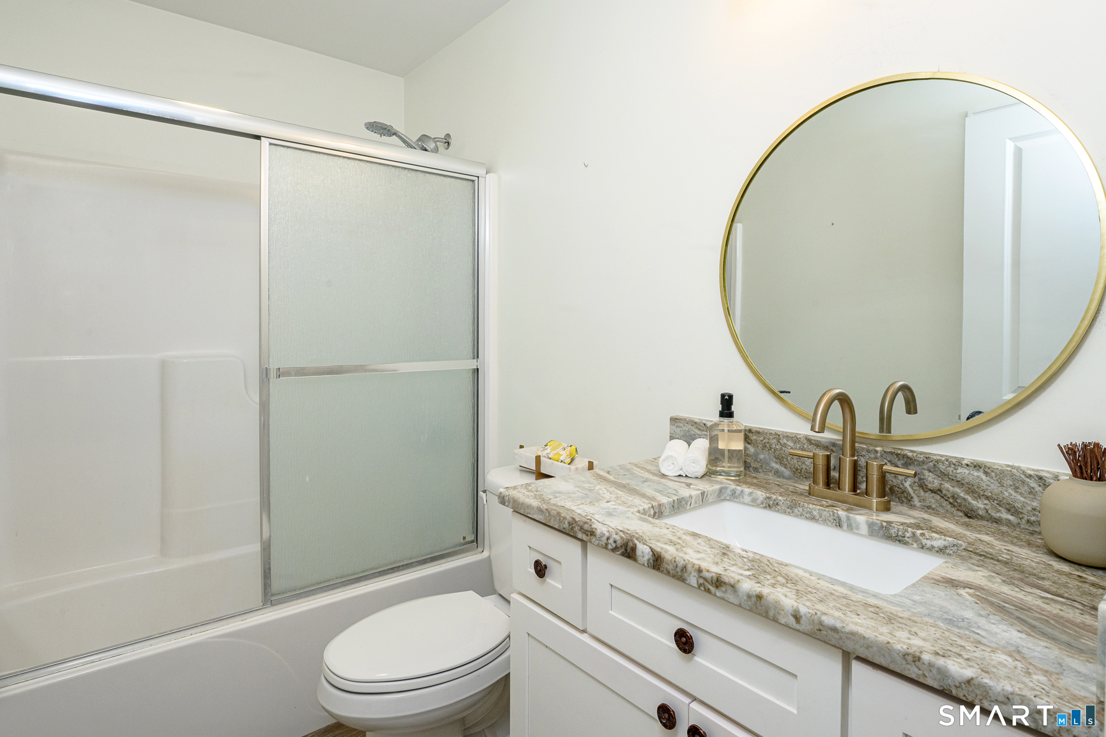 5 King Street Killingly CT 06239