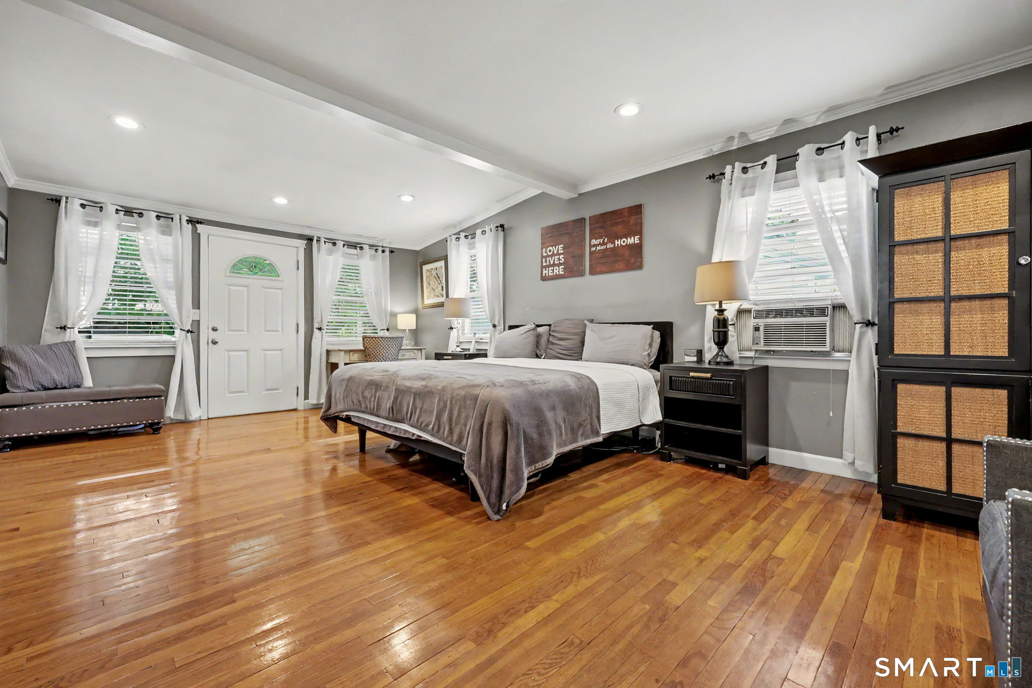305 Meadowbrook Road Stratford CT 06614