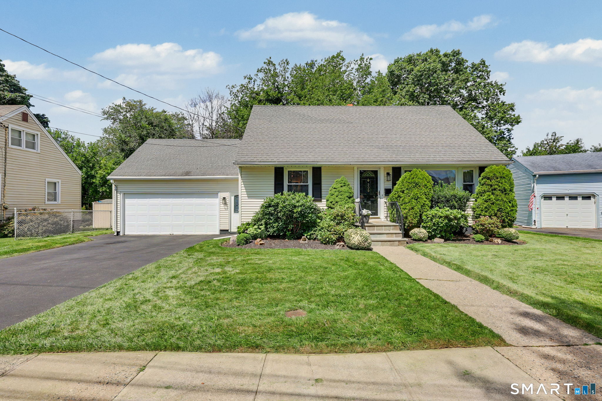 305 Meadowbrook Road Stratford CT 06614