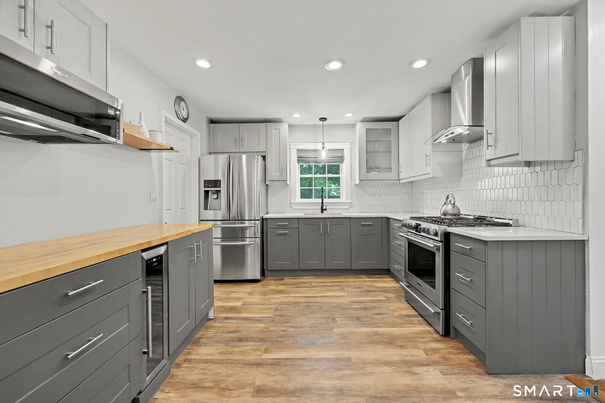 305 Meadowbrook Road Stratford CT 06614