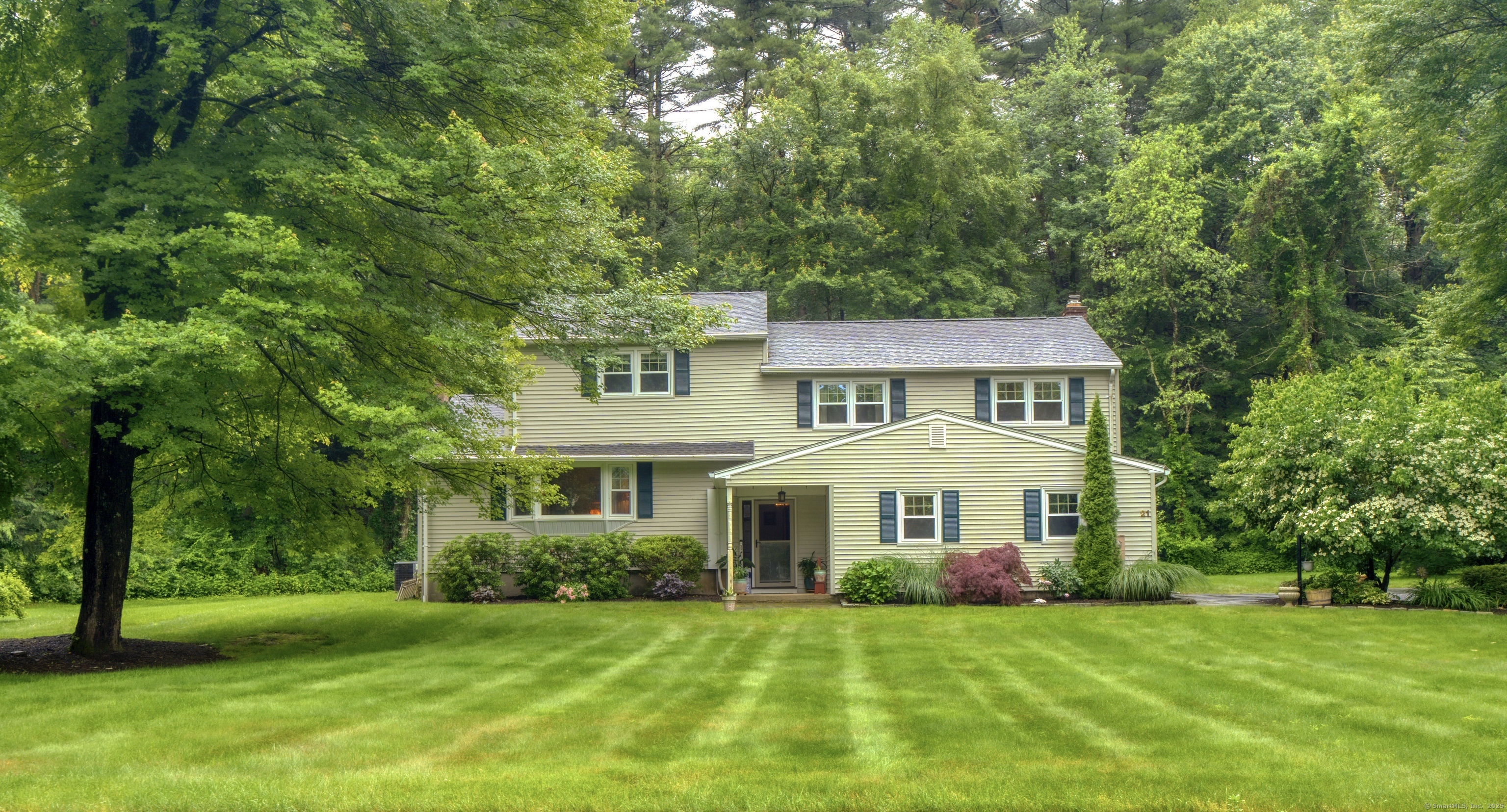 21 Banks Road Simsbury CT 06070