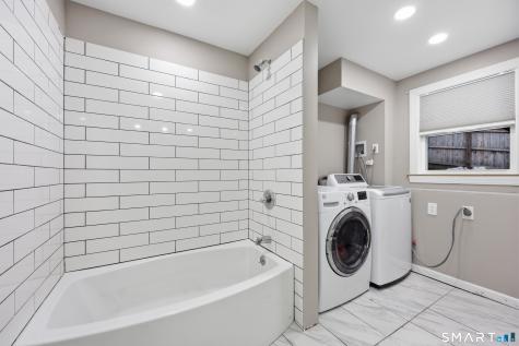 8 Old Field Road Farmington CT 06085