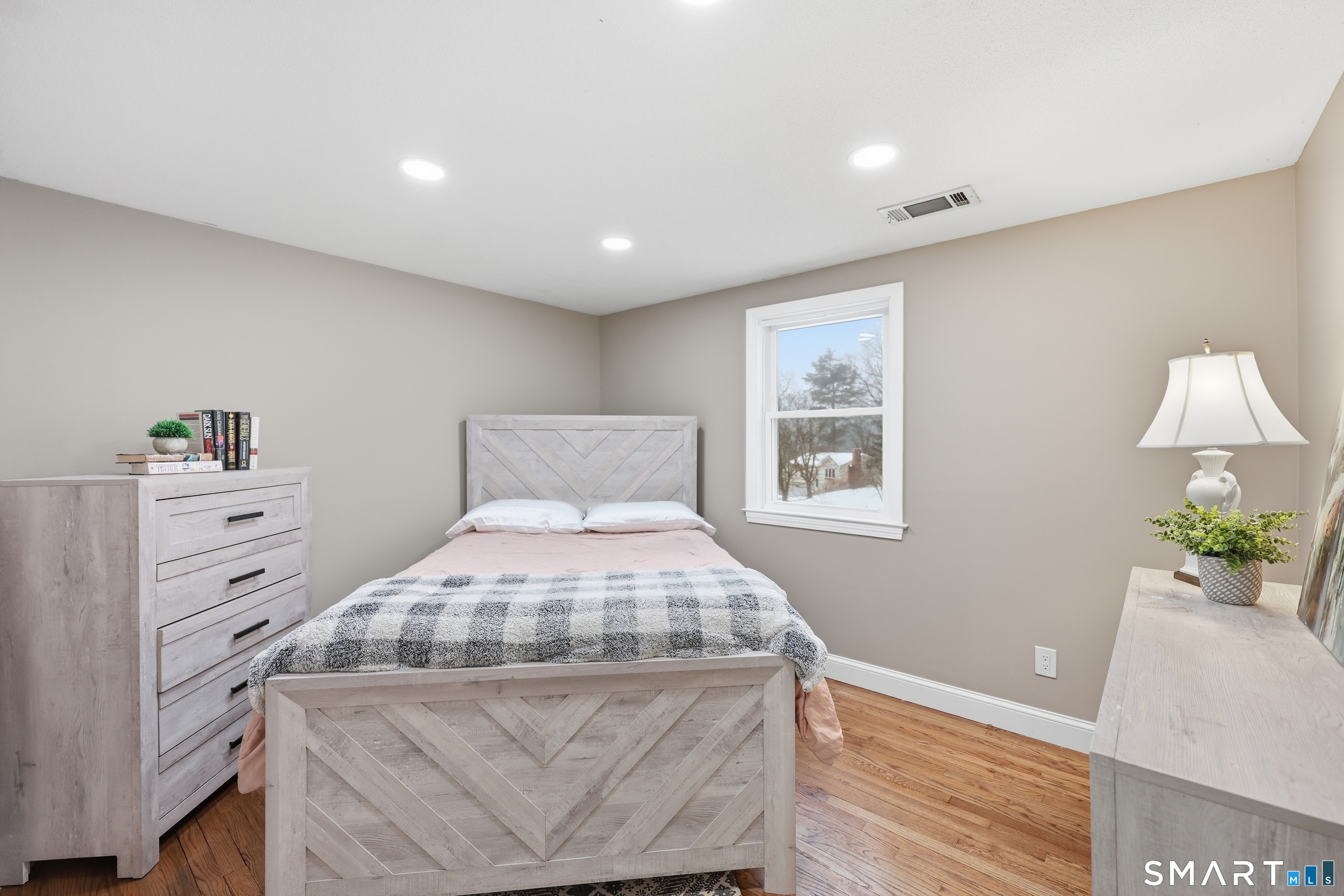 8 Old Field Road Farmington CT 06085