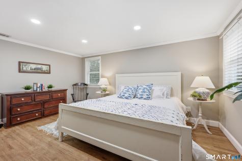 8 Old Field Road Farmington CT 06085