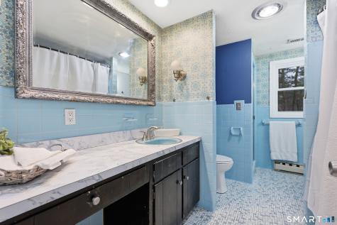 8 Old Field Road Farmington CT 06085