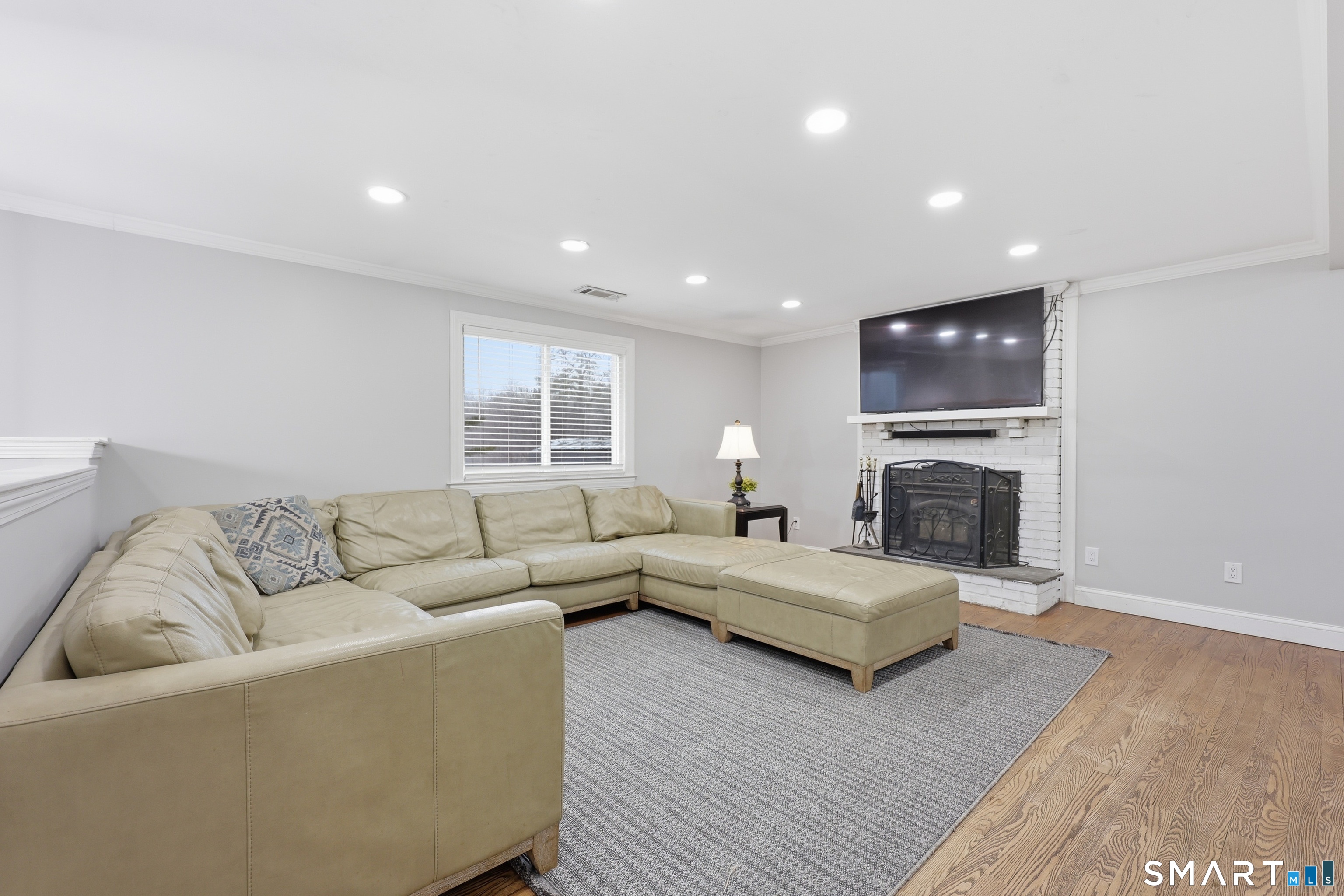 8 Old Field Road Farmington CT 06085