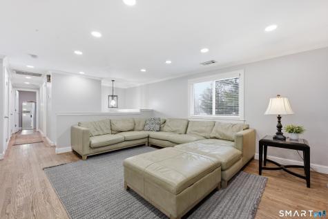 8 Old Field Road Farmington CT 06085