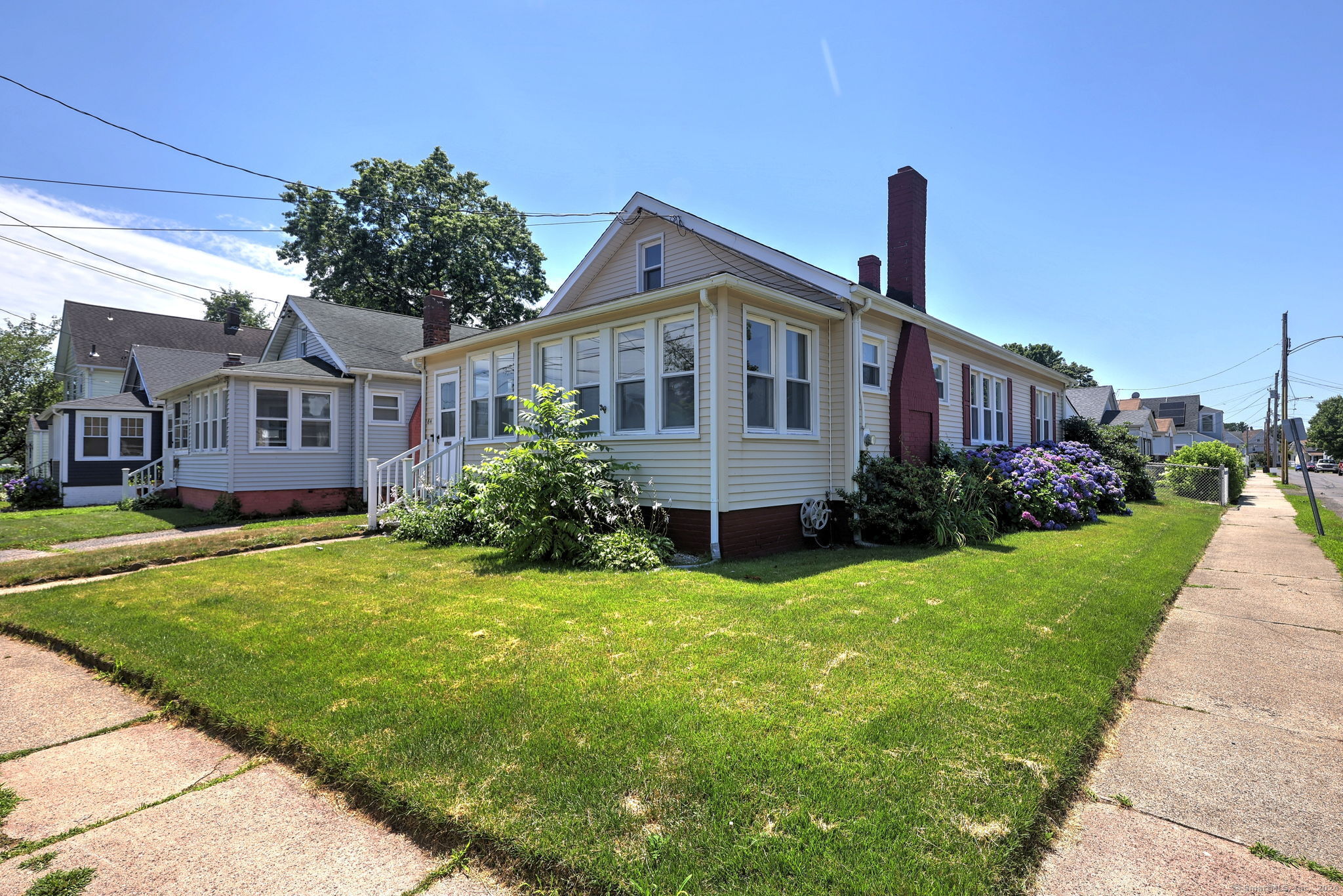 84 1ST Avenue West Haven CT 06516