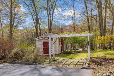 74 Taft Pond Road Pomfret CT 06259
