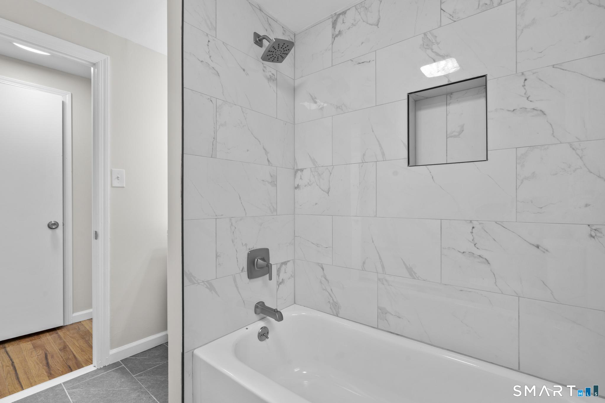404 Woodland Street Windsor Locks CT 06096