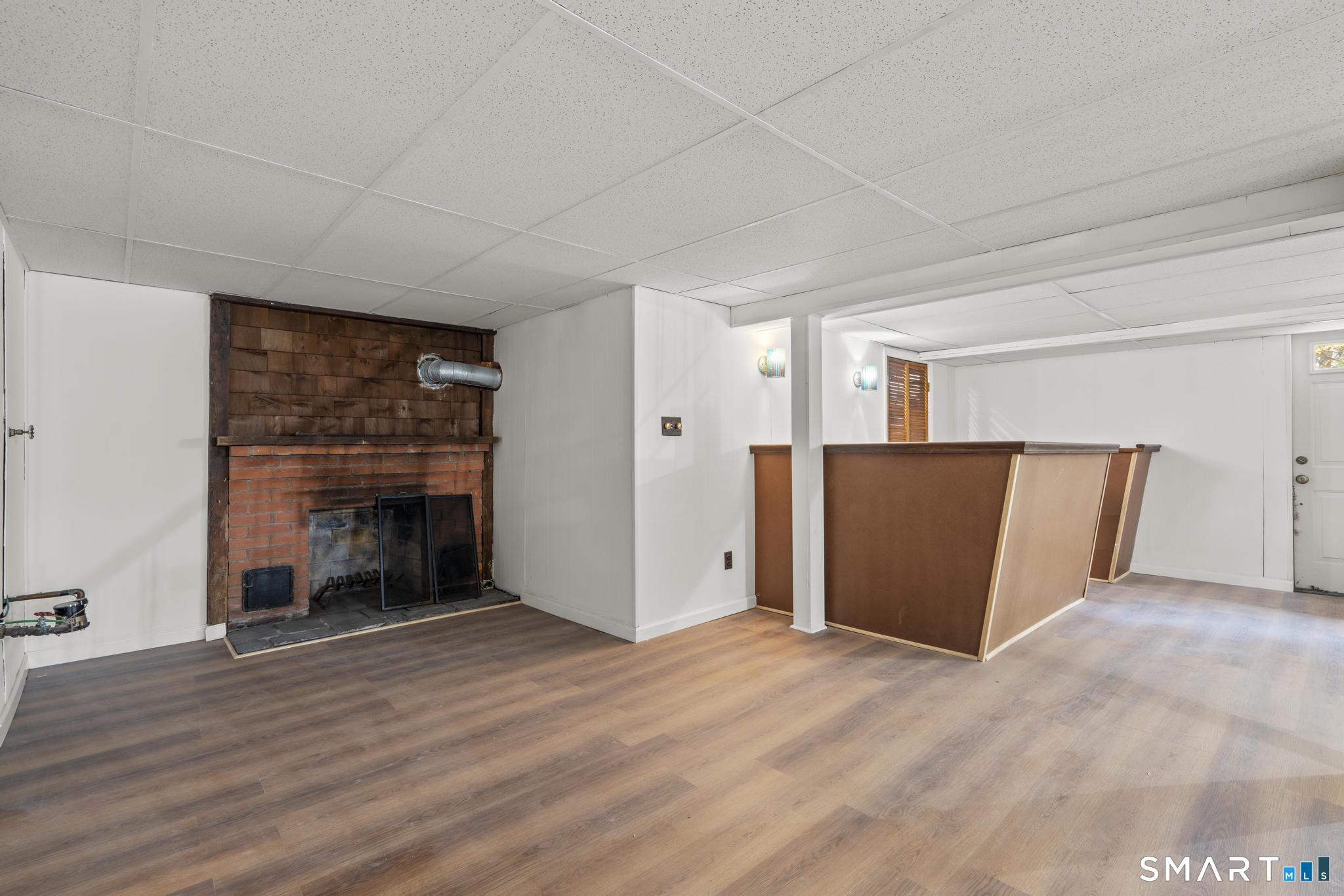 404 Woodland Street Windsor Locks CT 06096