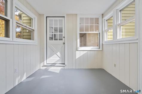 404 Woodland Street Windsor Locks CT 06096