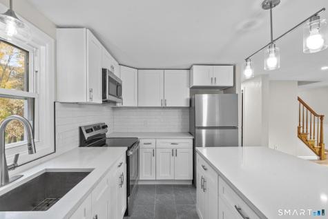 404 Woodland Street Windsor Locks CT 06096