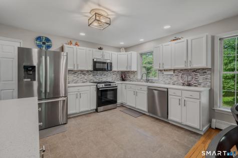 394 Killingly Avenue Putnam CT 06260