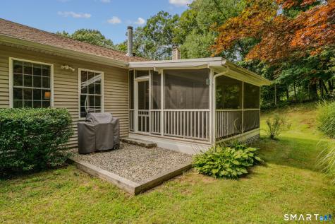 394 Killingly Avenue Putnam CT 06260