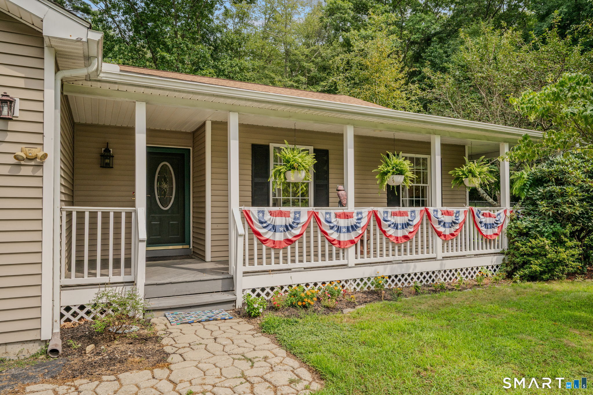 394 Killingly Avenue Putnam CT 06260