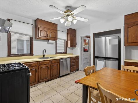 184 Peck Street New Haven CT 06513