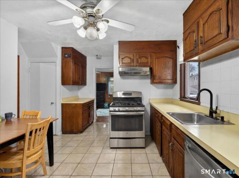 184 Peck Street New Haven CT 06513