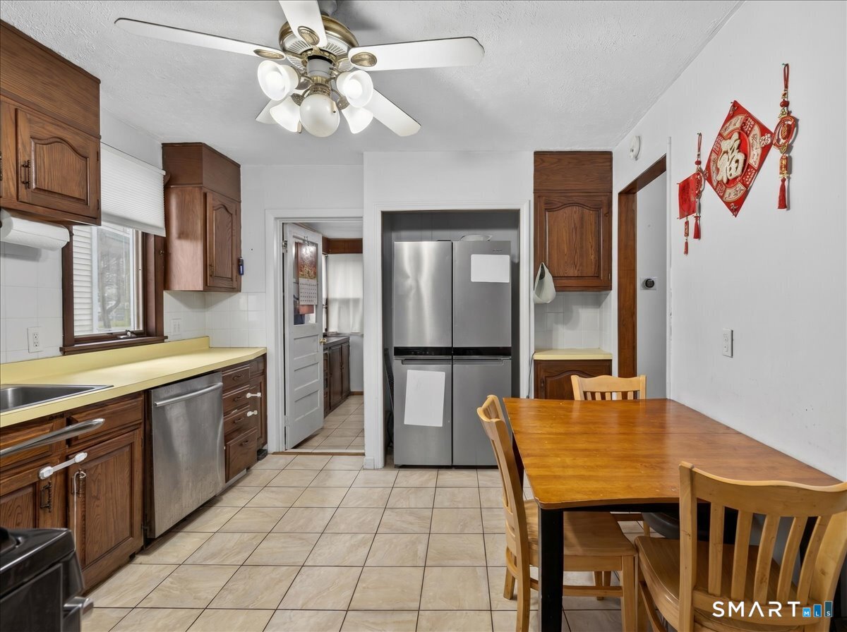 184 Peck Street New Haven CT 06513