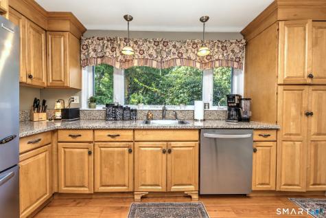567 Orange Center Road Orange CT 06477