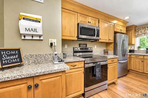 567 Orange Center Road Orange CT 06477