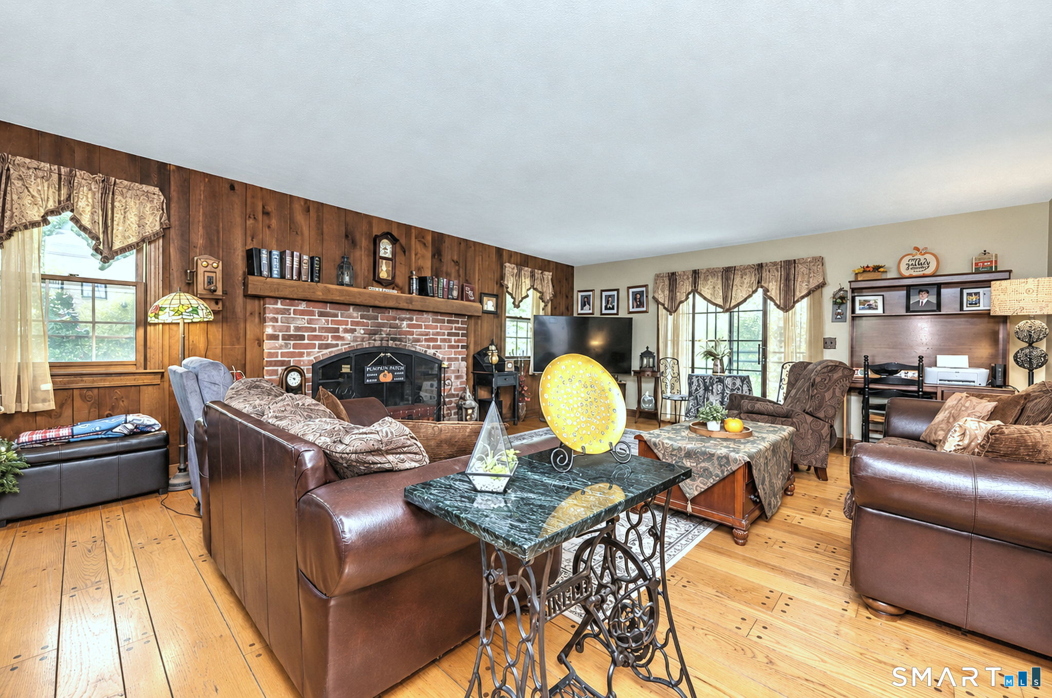 567 Orange Center Road Orange CT 06477