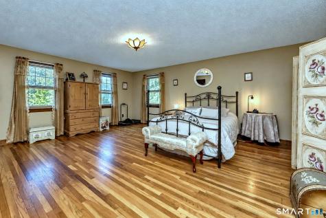 567 Orange Center Road Orange CT 06477