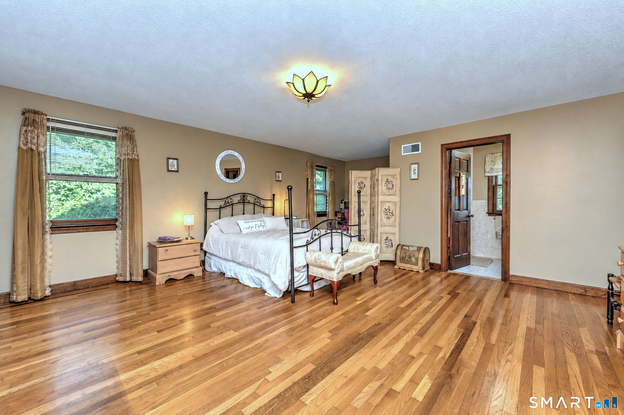 567 Orange Center Road Orange CT 06477