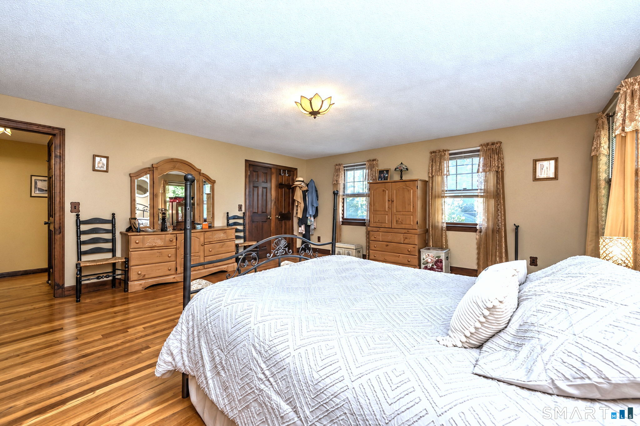 567 Orange Center Road Orange CT 06477