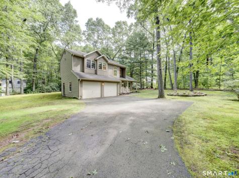 45 Wapping Wood Road Ellington CT 06029